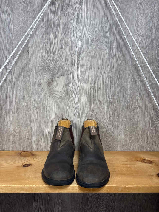 Blundstones Size C10 Boots