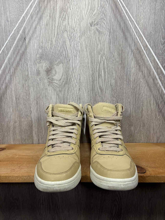 Adidas Size Y6 Sneakers