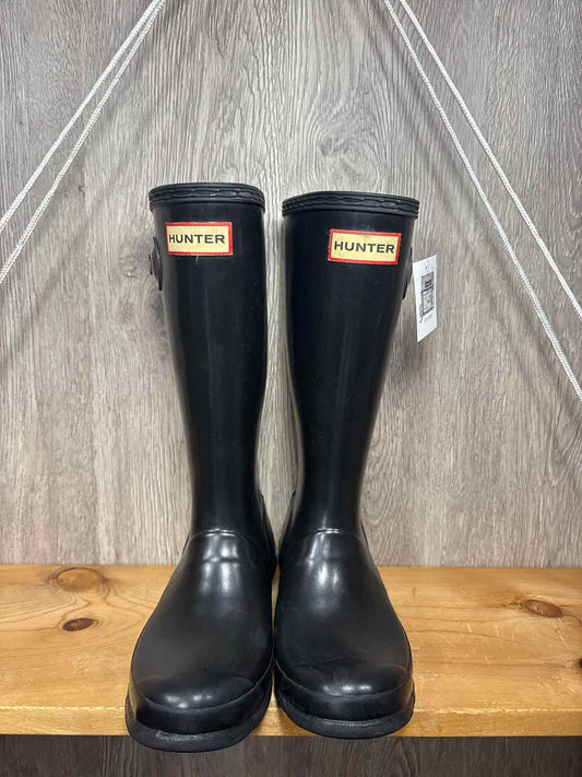 Hunter Size Y2 Rain Boots