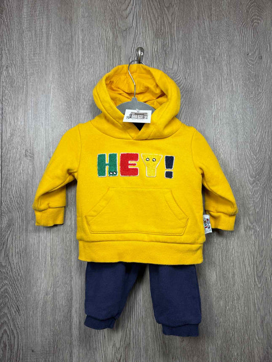 The Bay Size 0-6m Outfit