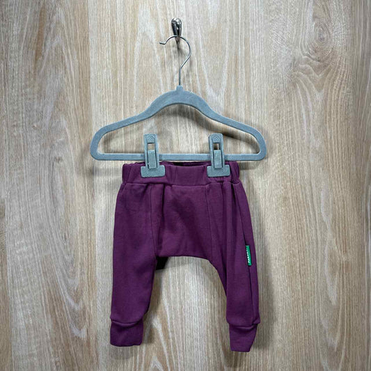 Parade Child Size 0-3m Sample Sale