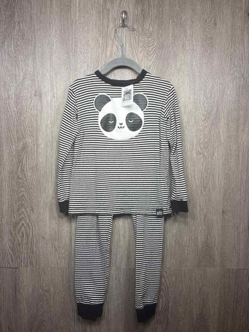 Whistle and Flute Size 5-6y Pajamas