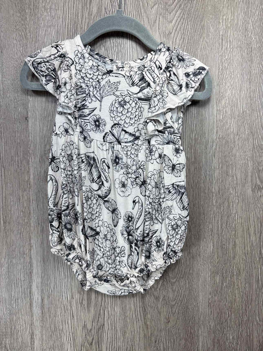 Posh Peanut Size 3-6m Romper