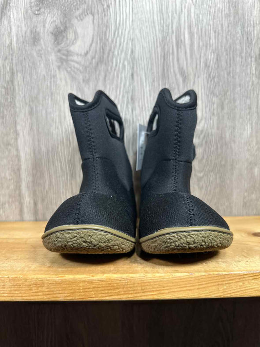Bogs Size C7 Rain Boots