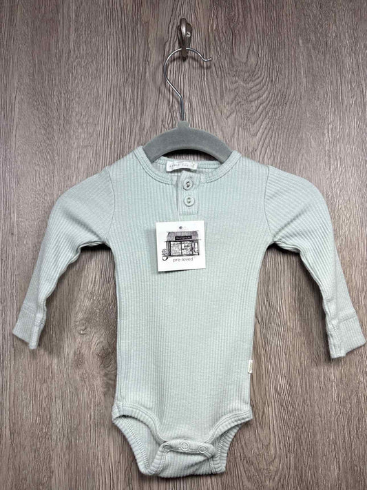 Jamie Kay Size 0-3m Onesie