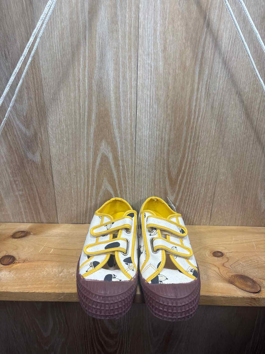 Size Y2 Sneakers