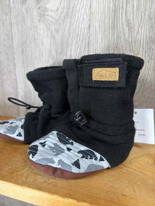 Jan & Jul Size C6 Soft Sole