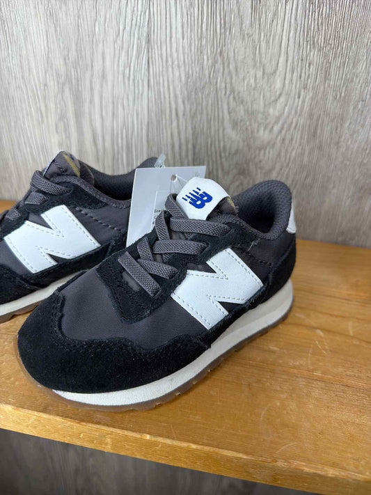 New Balance Size C7 Sneakers