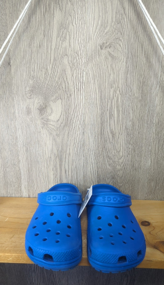 Crocs Size Y2 Summer