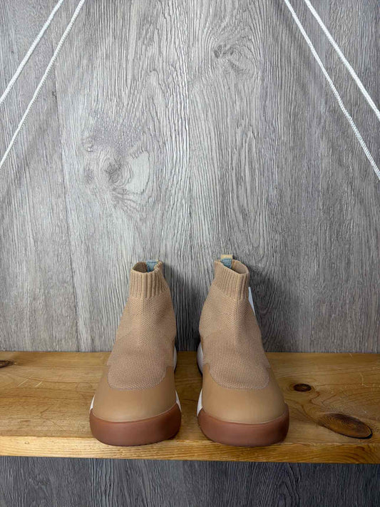 Hey Folks Size C12 Boots