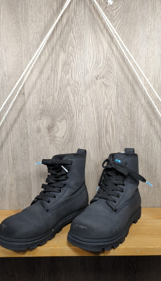 Native Size Y4 Boots