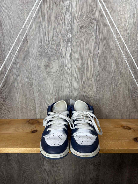 Nike Size Y4 Sneakers