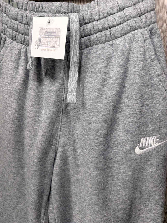 Nike Size 8y Pants