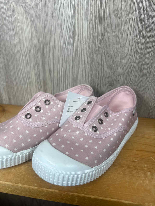 Victoria Size C12 Sneakers