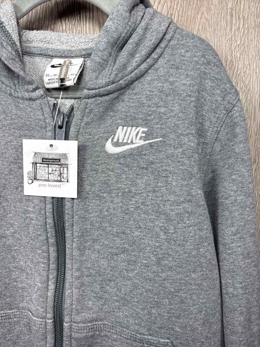 Nike Size 6-7y Hoodie