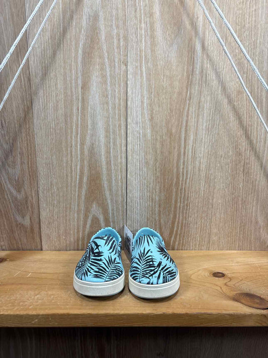 People Size C6 Sandals