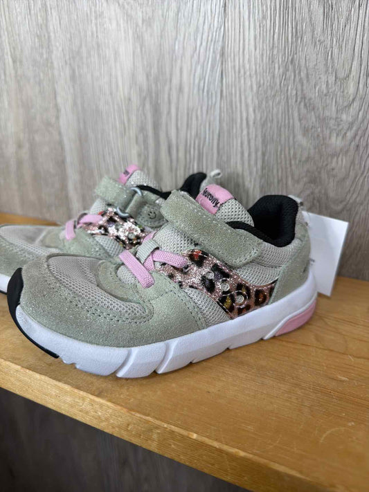 Saucony Size C9 Sneakers