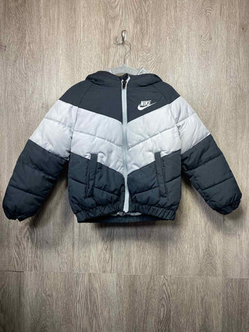 Nike Size 3y Jackets & Outerwear