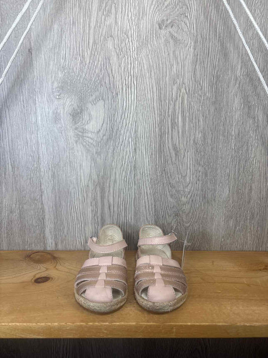 Uggs Size C7 Summer