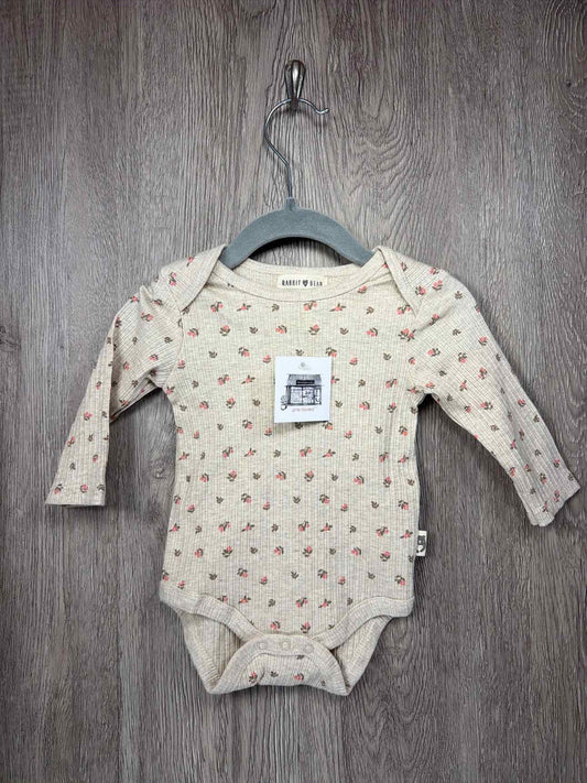 Rabbit + Bear Size 3-6m Onesie