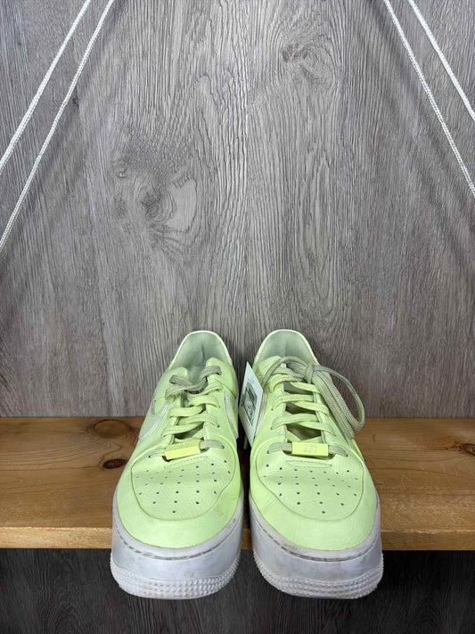 Nike Size Y6 Sneakers