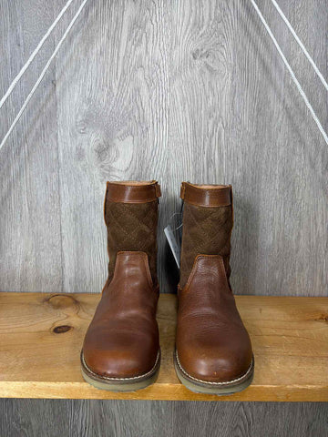 Size C12 Boots