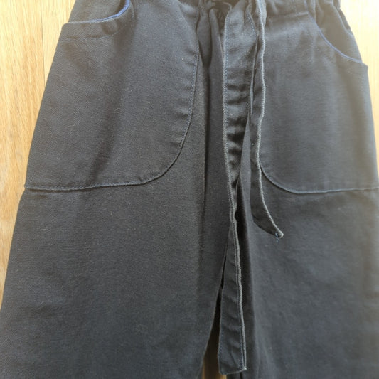 Devons Drawer Size 8y Pants