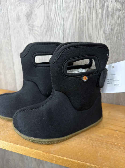 Bogs Size C8 Rain Boots