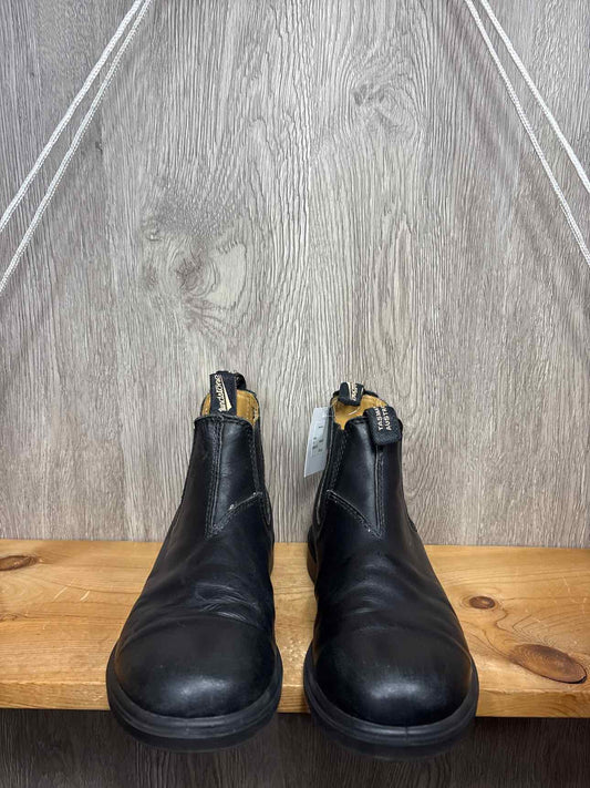 Blundstones Size Y3 Boots