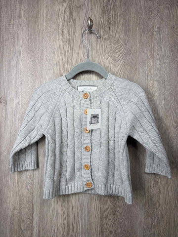 Size 6-12m Sweater