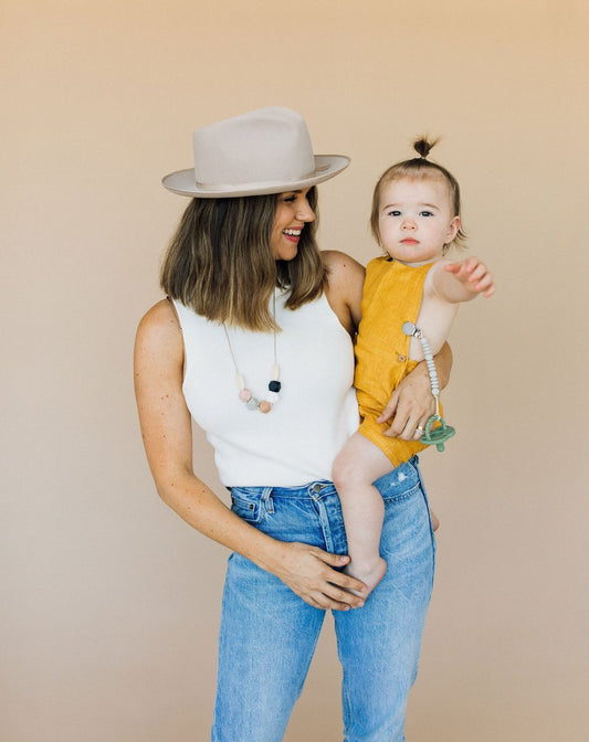 Audrey Teething Necklace