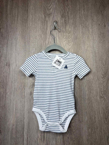 Gap Size 6-9m Onesie