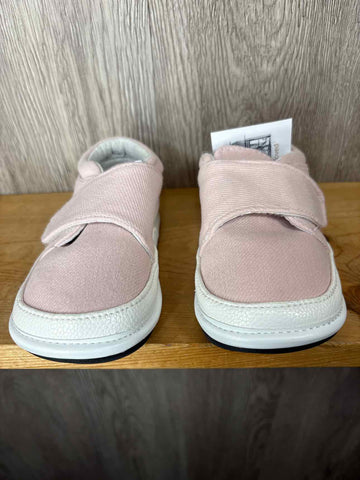 Jack & Lily Size C6 Sneakers