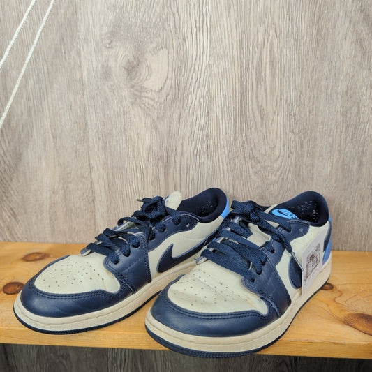 Nike Size Y6 Sneakers