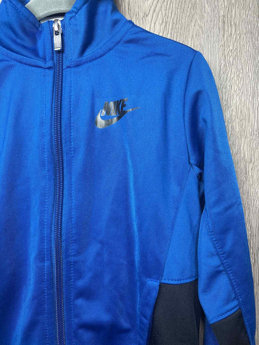 Nike Size 4y Outfit