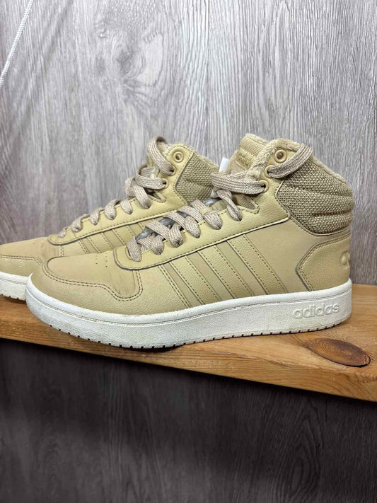 Adidas Size Y6 Sneakers