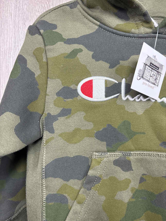 Champion Outfit