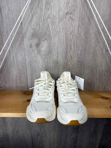 Puma Size Y5 Sneakers