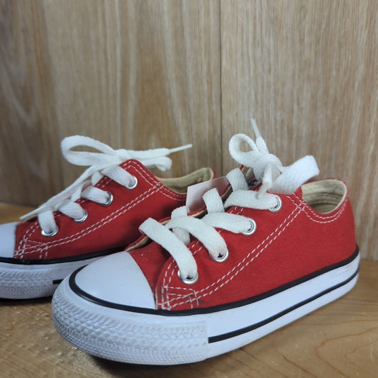 Converse Size C7 Sneakers