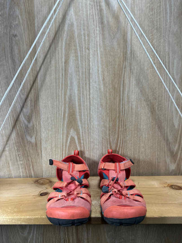 Keen Size Y5 Summer