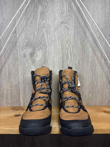 Sorel Size Y4 Boots