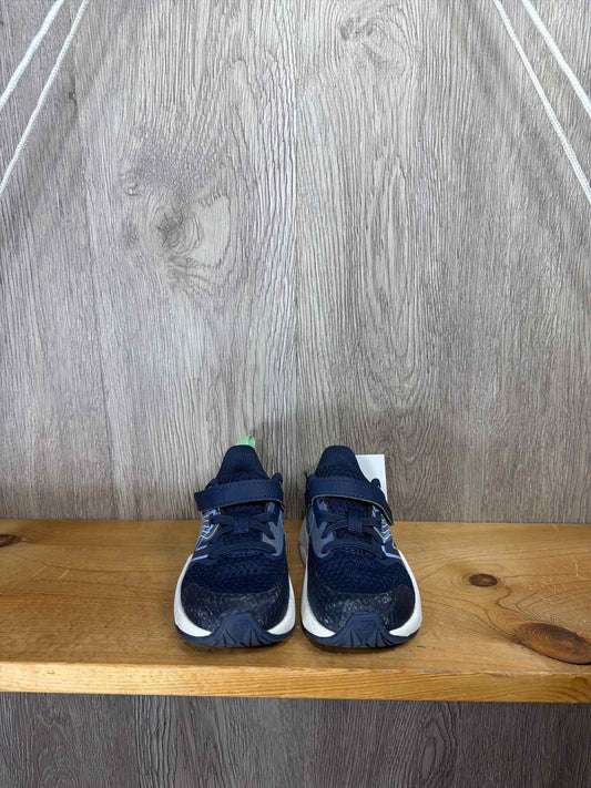 New Balance Size C6 Sneakers