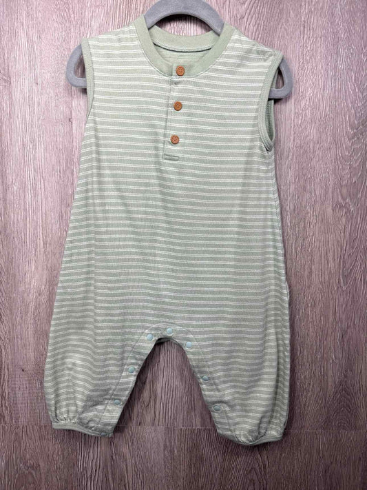 Uniqlo Size 12-18m Romper