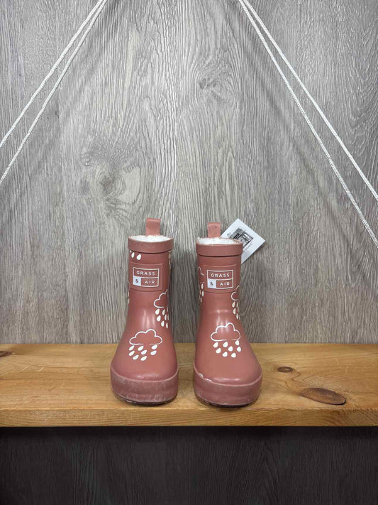 Size C6 Rain Boots