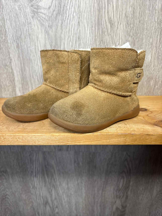 Uggs Size C7 Boots