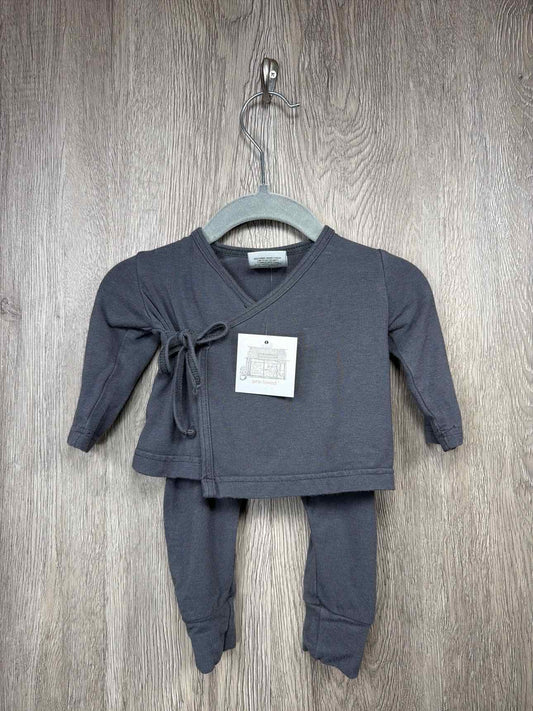 Tiny Button Apparel Size Newborn Outfit