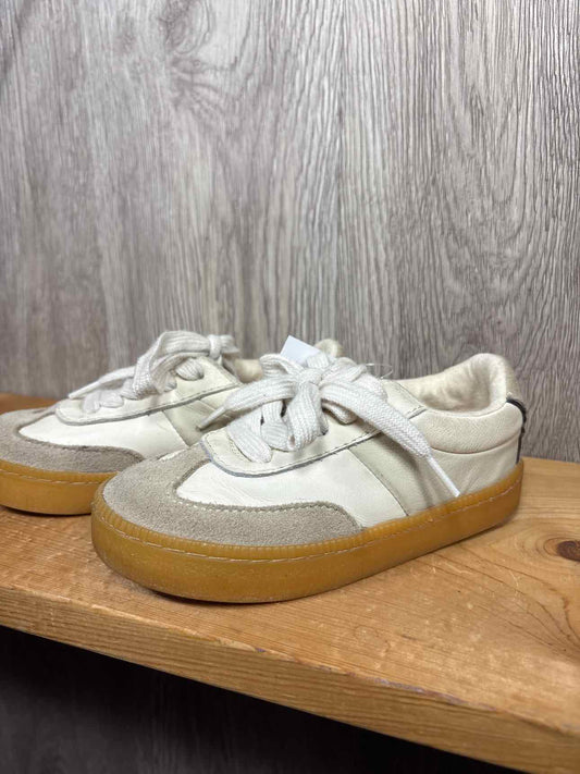 Zara Size C9 Sneakers