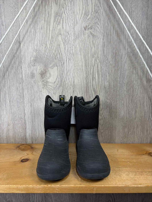Jan & Jul Size C9 Boots