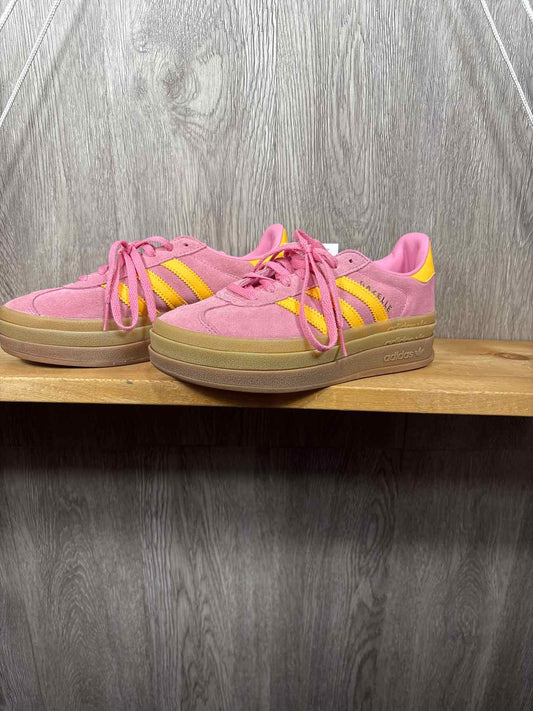 Adidas Size Y5 Sneakers