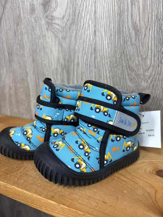 Jan & Jul Size C5 Boots